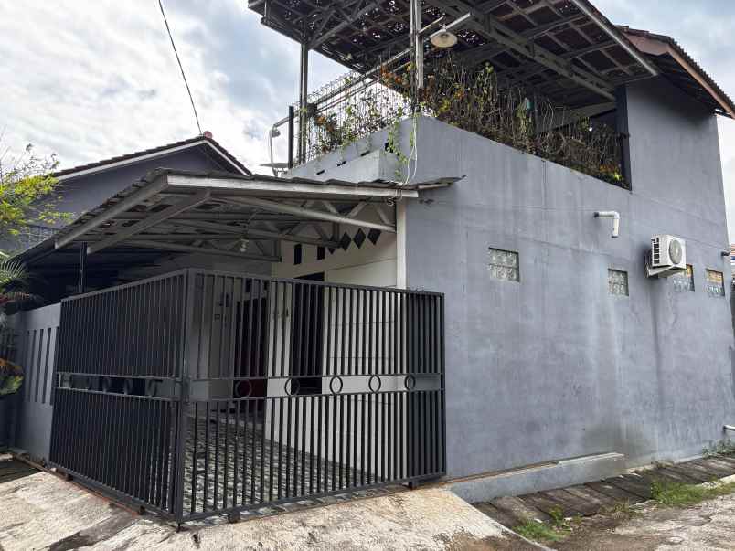 dijual rumah griya ciwangi