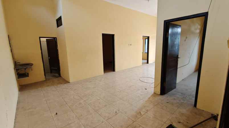 dijual rumah griya kebraon