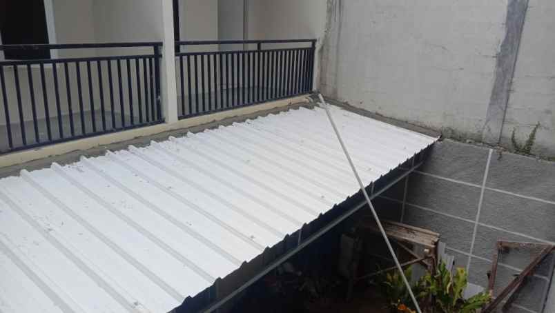 dijual rumah gunung indah cirendeu