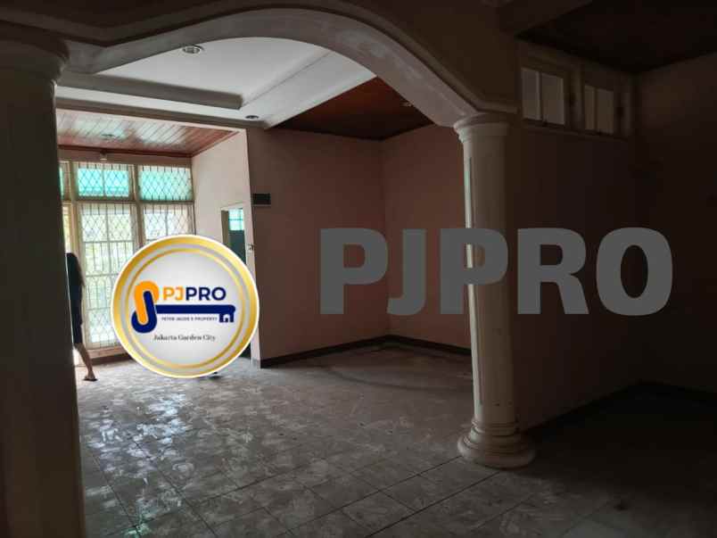 dijual rumah harapan indah