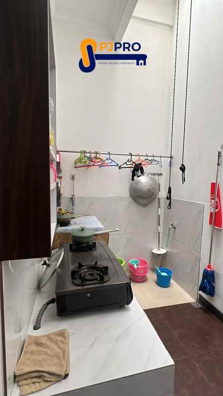 dijual rumah harapan indah