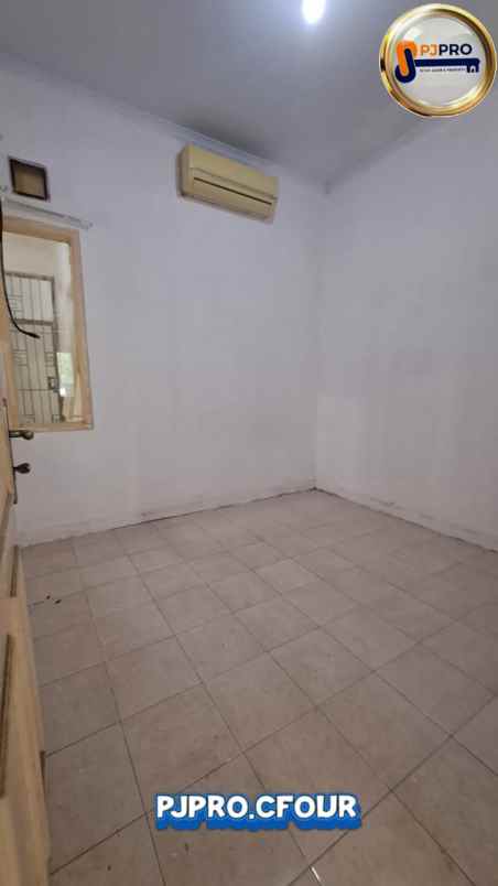 dijual rumah harapan indah cluster