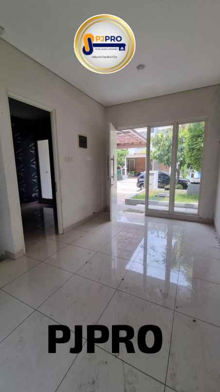 dijual rumah harapan indah cluster vasana