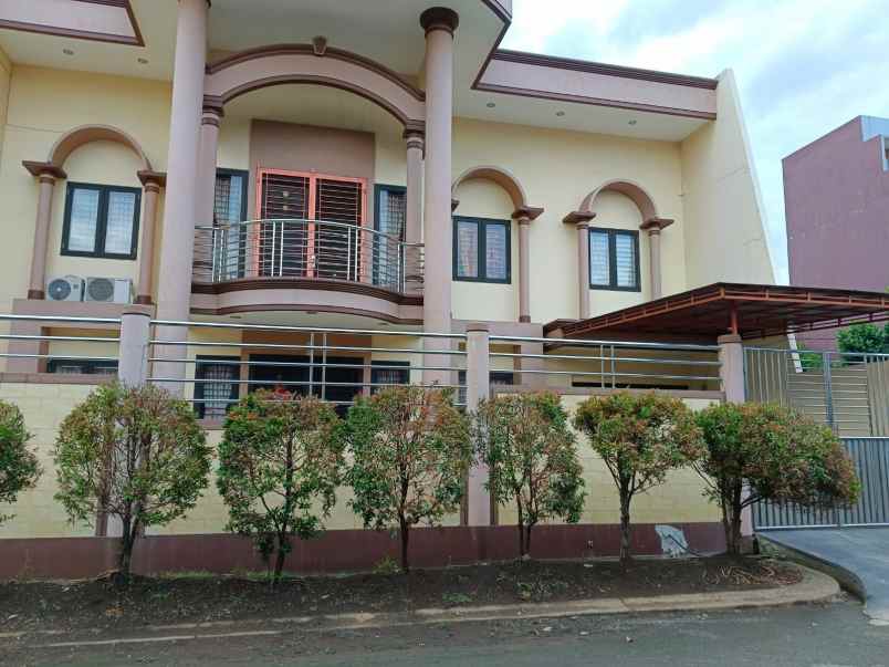 dijual rumah harapan indah regency bekasi