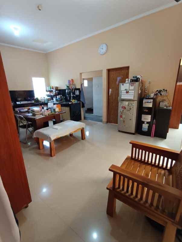 dijual rumah hook di perum pesona ciseureuh purwakarta