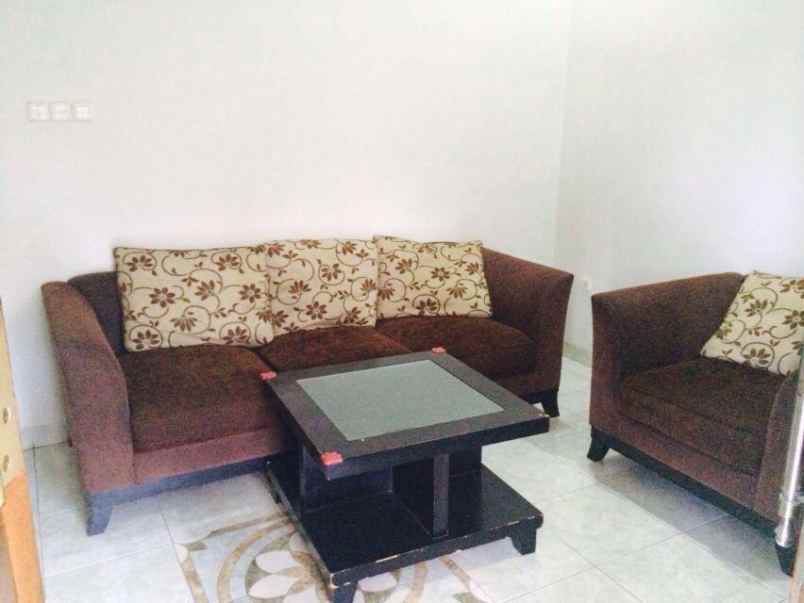 dijual rumah jagakarsa