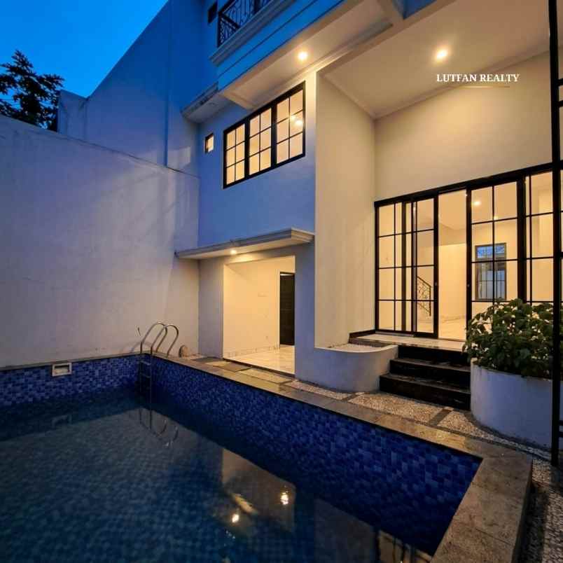 dijual rumah jagakarsa raya