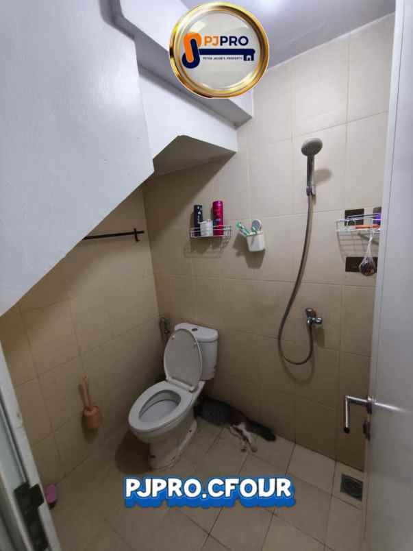 dijual rumah jakarta garden city