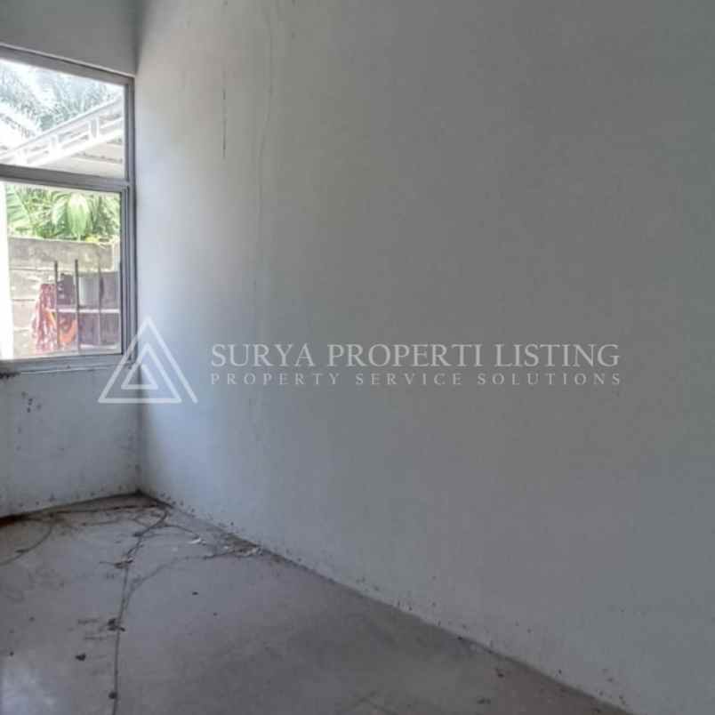 dijual rumah jalan flamboyan raya