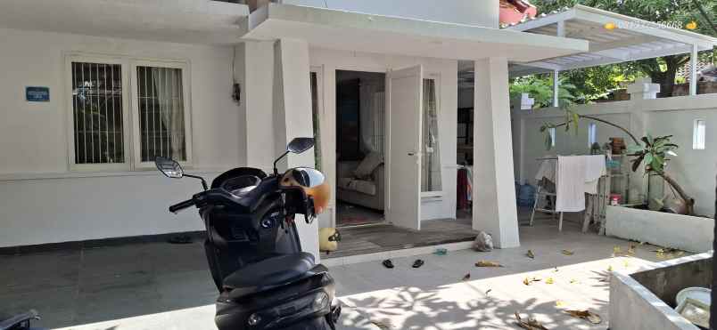 dijual rumah jalan gunung soputan