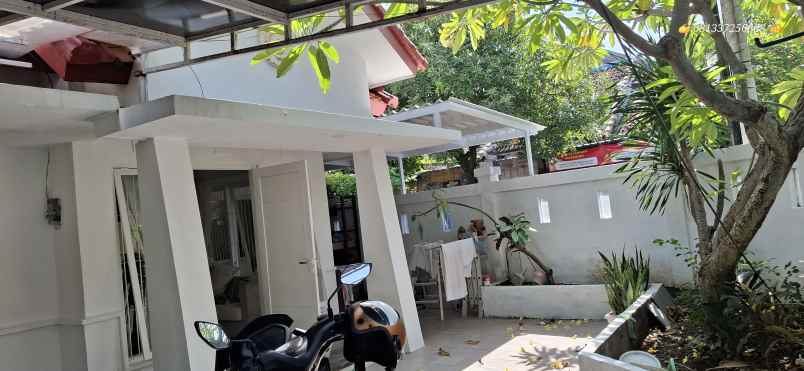 dijual rumah jalan gunung soputan