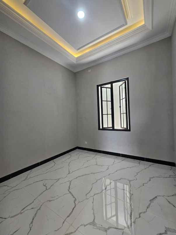 dijual rumah jalan kavling iip