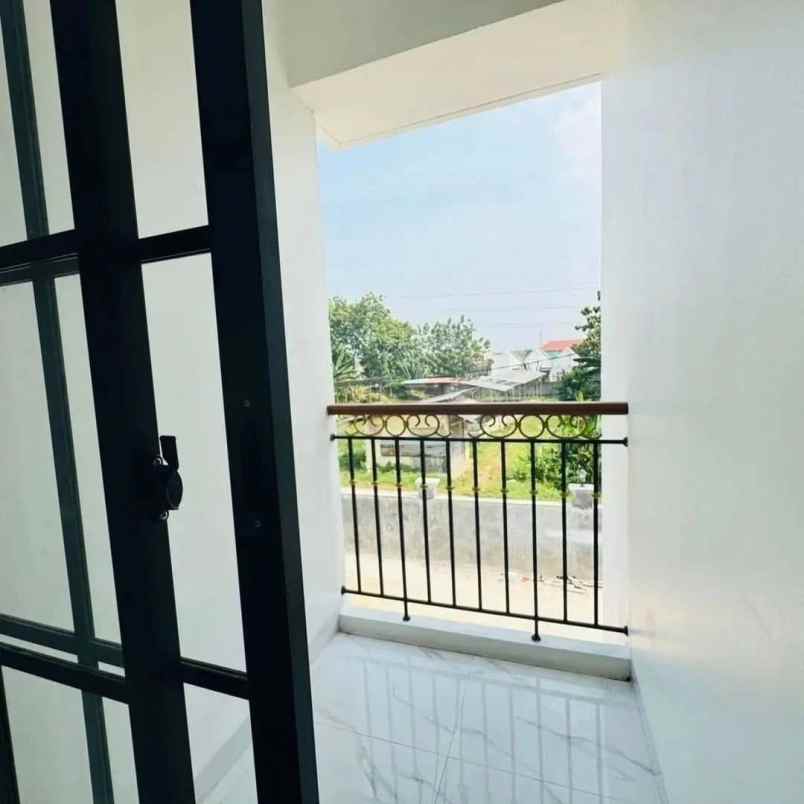 dijual rumah jalan pondok terong