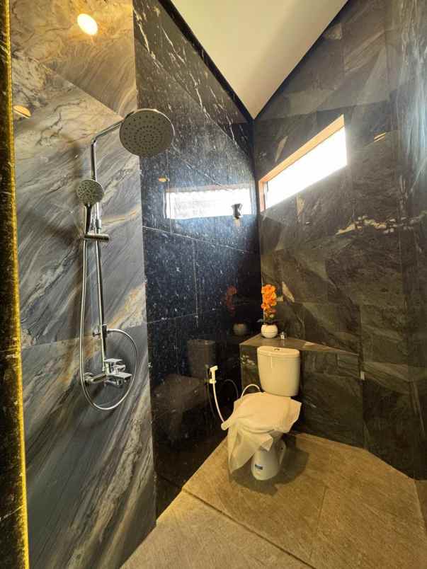 dijual rumah jalan raya pondok cabe