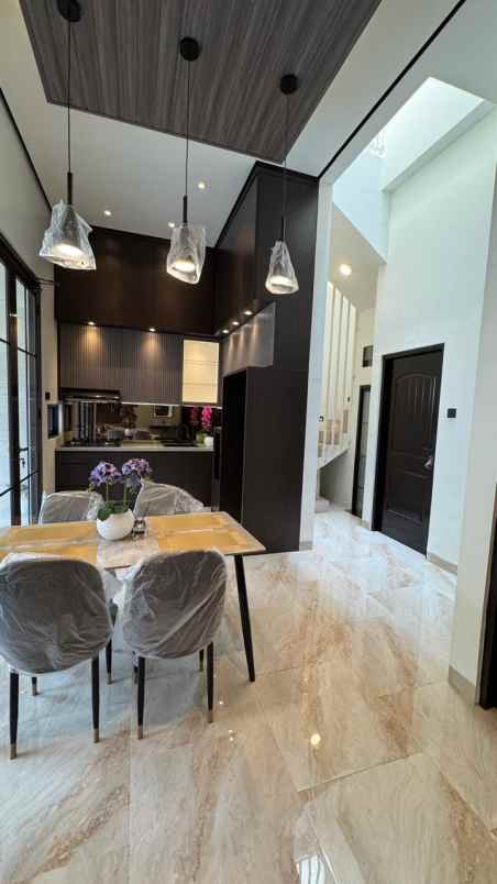 dijual rumah jalan raya pondok cabe