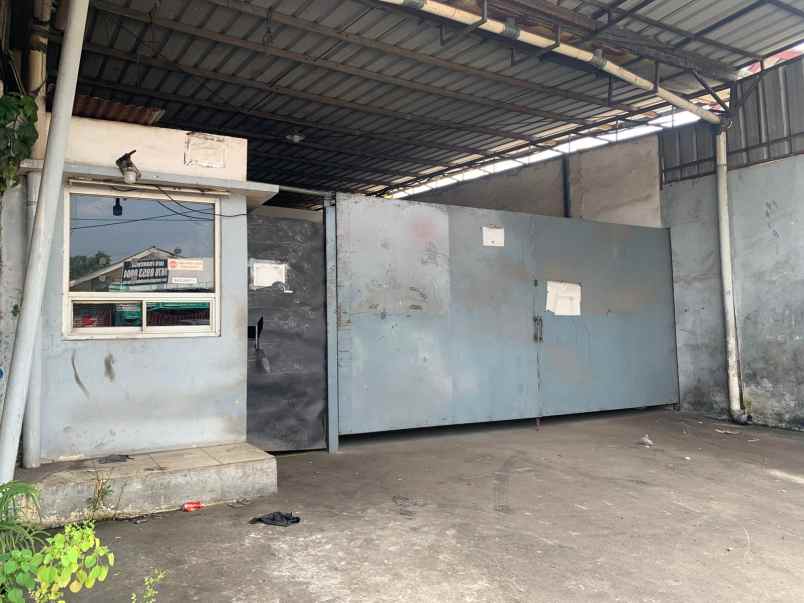 dijual rumah jalan raya wibawa mukti