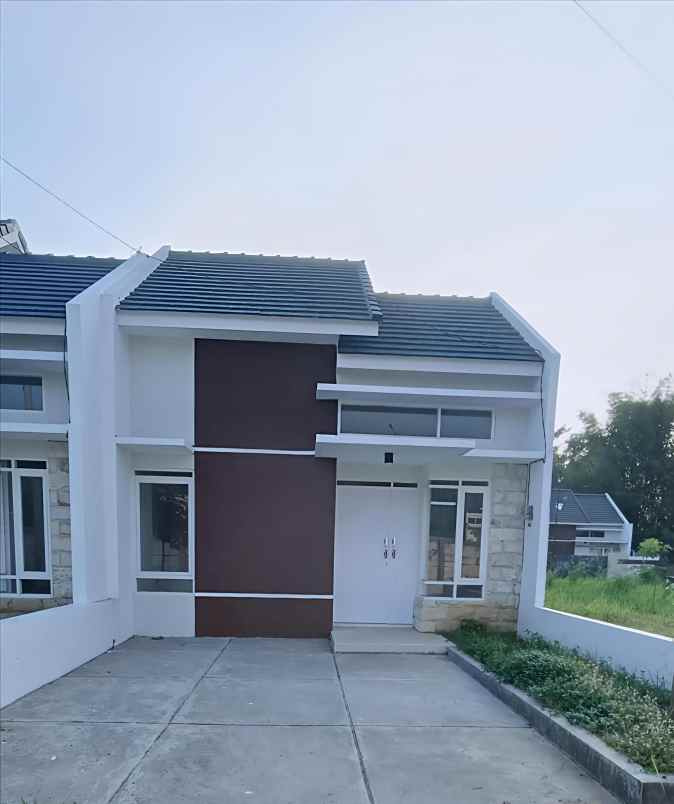 dijual rumah jalan sunan ampel