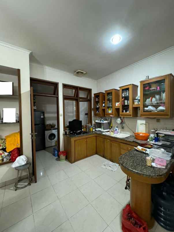 dijual rumah janur kuning residence