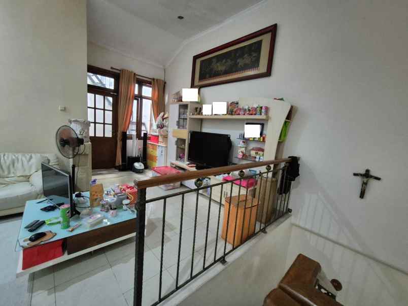 dijual rumah janur kuning residence