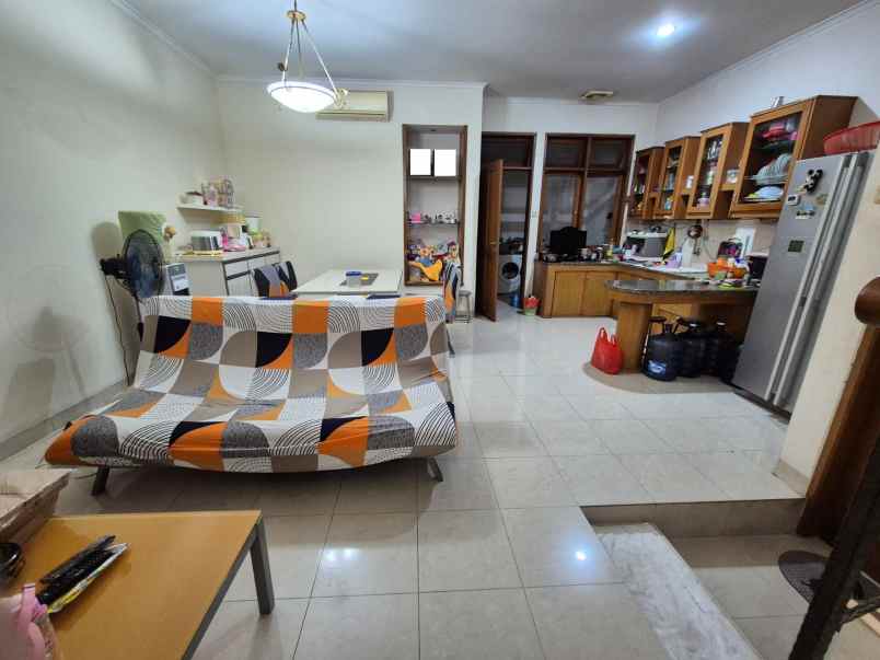 dijual rumah janur kuning residence