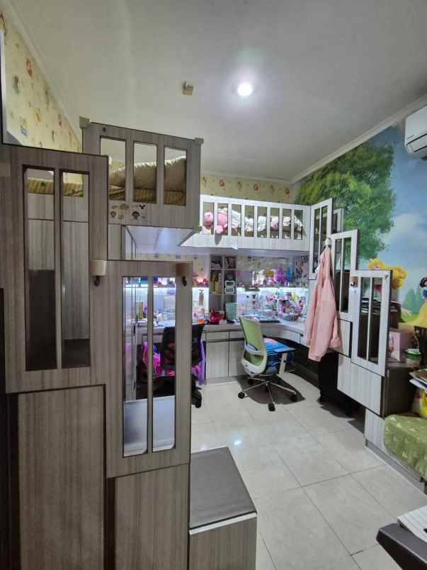 dijual rumah janur kuning residence