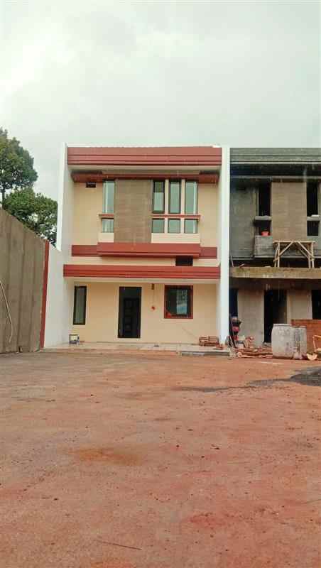 dijual rumah jati waringin pondok gede