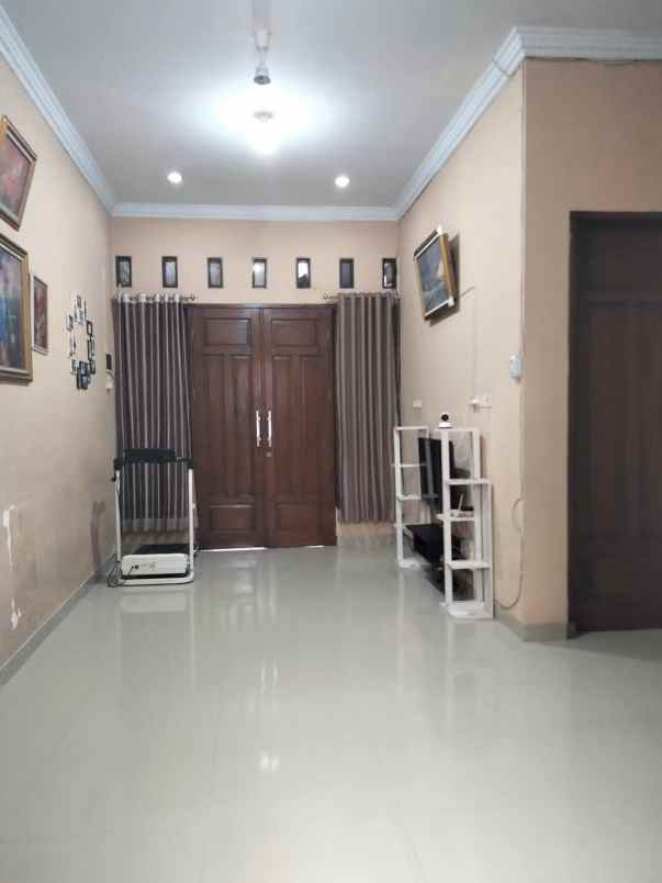 dijual rumah jatiasih bekasi