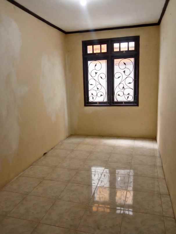 dijual rumah jatisampurna bekasi