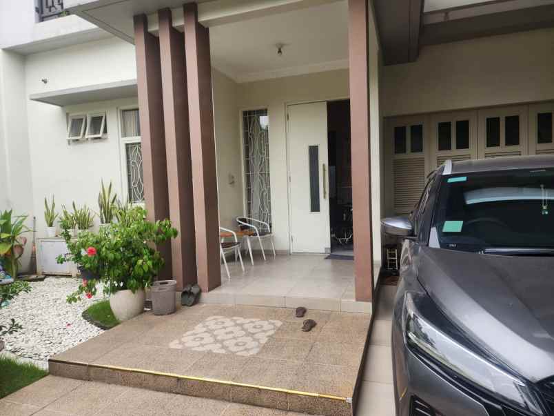 dijual rumah jemursari