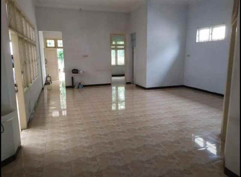 dijual rumah jemusari