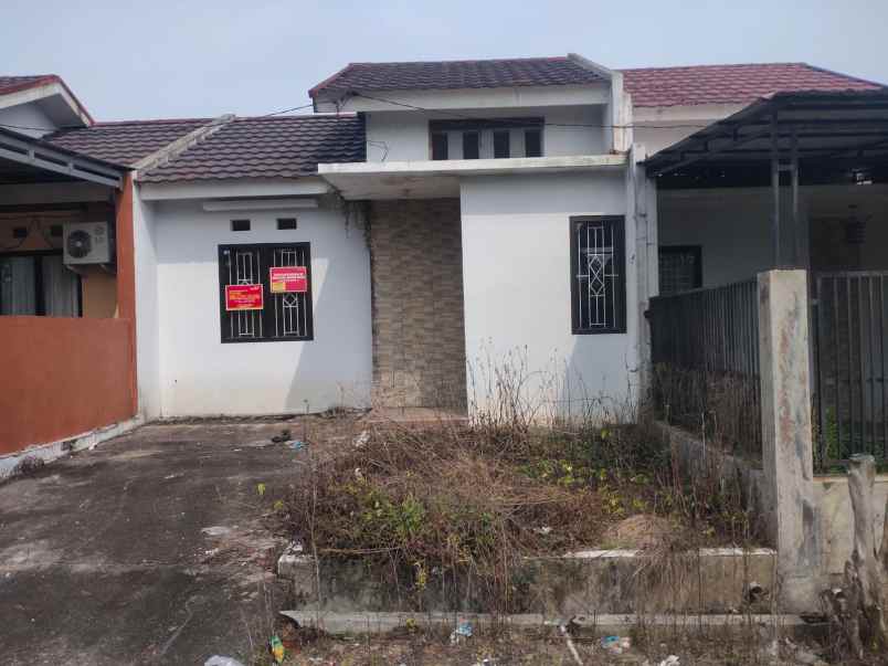 dijual rumah jl abdul malik