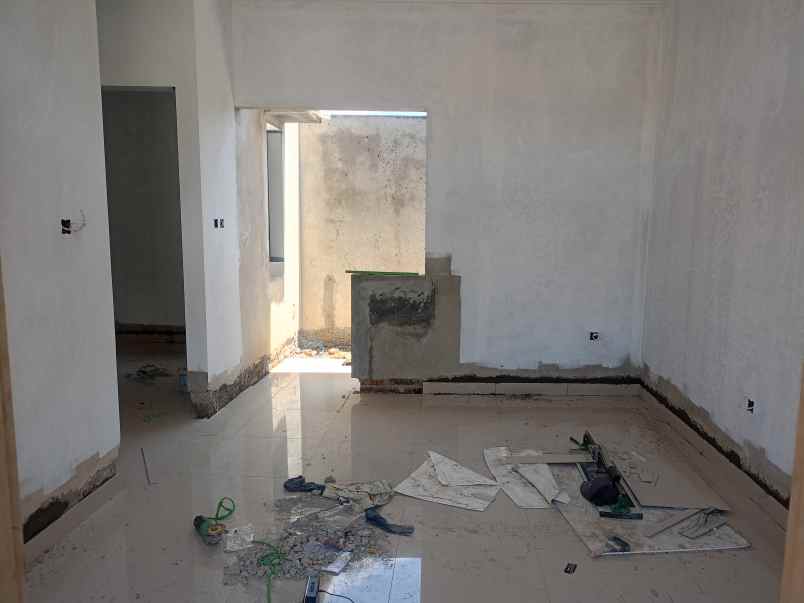 dijual rumah jl ah nasution