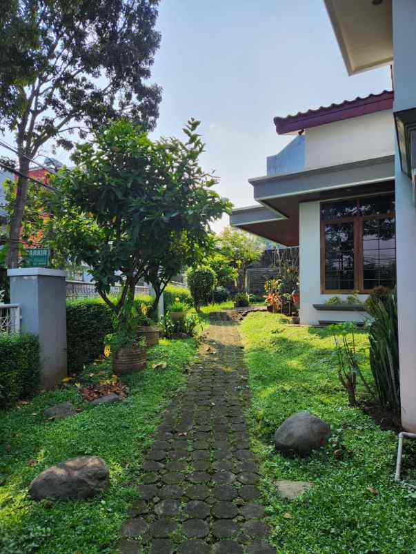 dijual rumah jl babakan jeruk pasteur