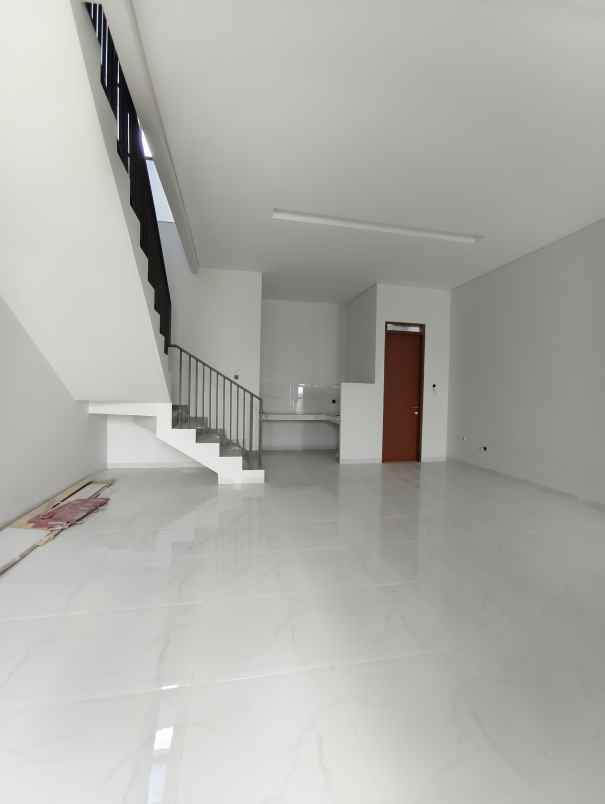 dijual rumah jl batununggal indah raya