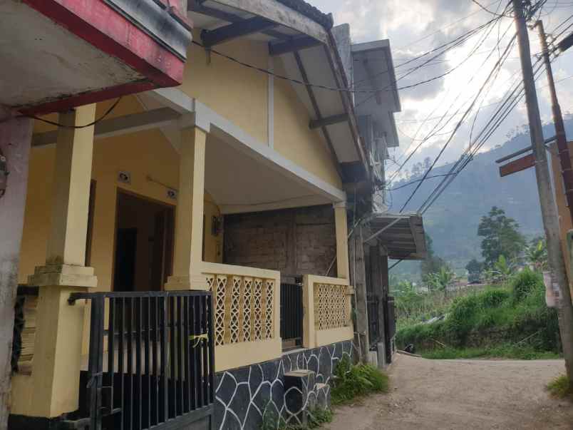 dijual rumah jl cilembur cibogo lembang kbb
