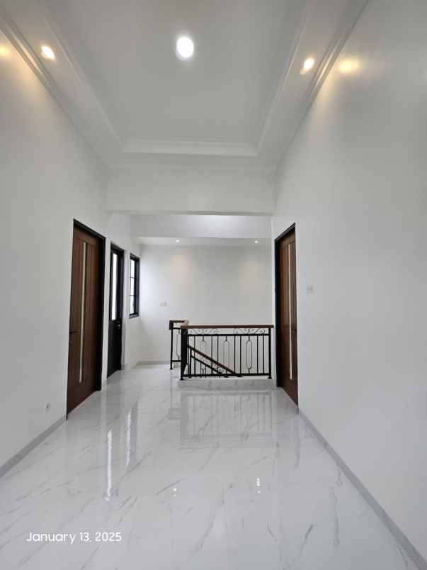 dijual rumah jl cinere raya cinere