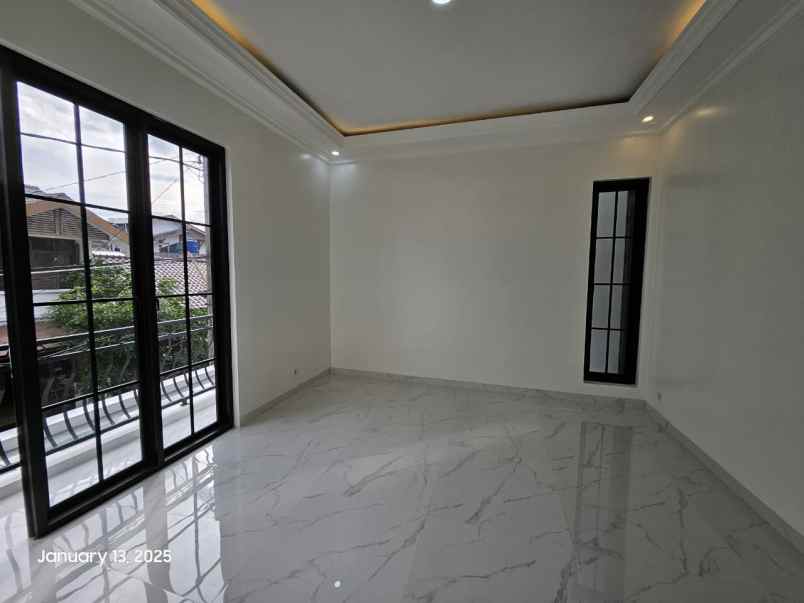 dijual rumah jl cinere raya cinere