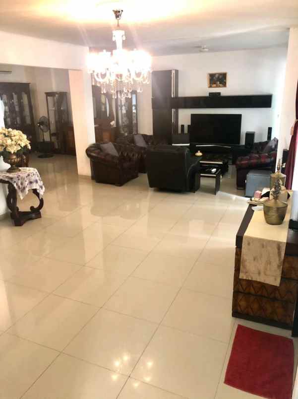 dijual rumah jl fatmawati raya