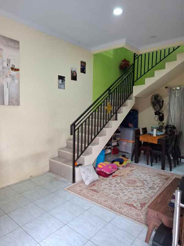 dijual rumah jl grogol rawa kalong depok