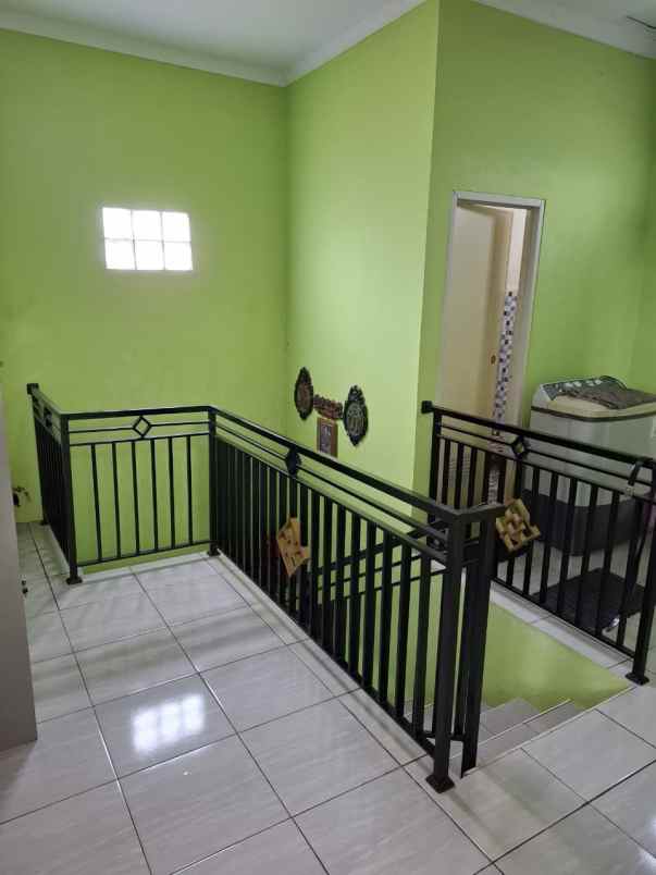 dijual rumah jl grogol rawa kalong depok