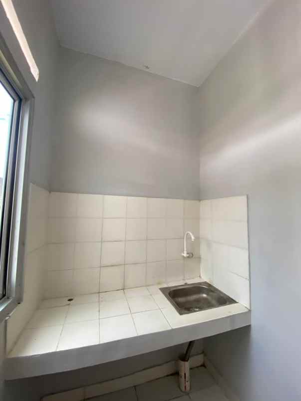 dijual rumah jl h rais cilodong depok