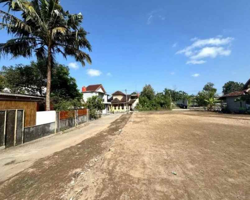 dijual rumah jl kaliurang km 10 gentan