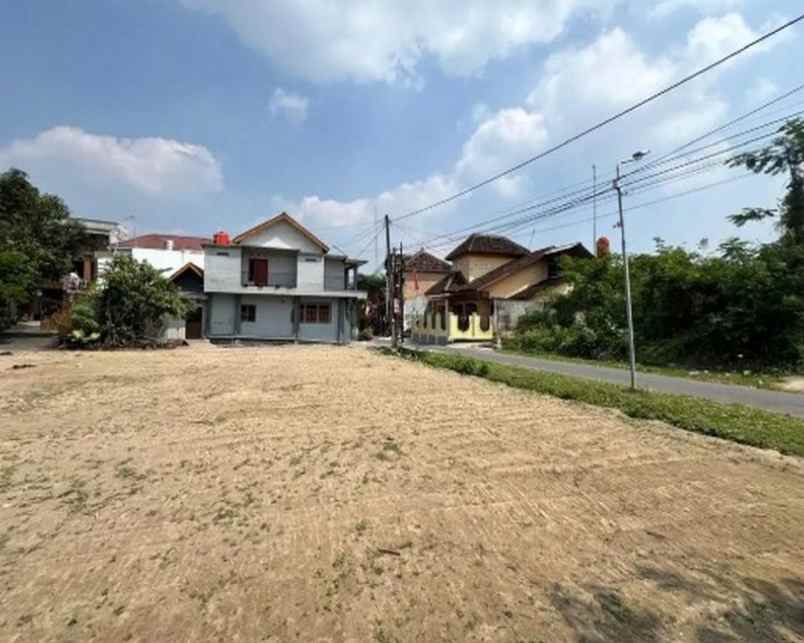 dijual rumah jl kaliurang km 10 gentan