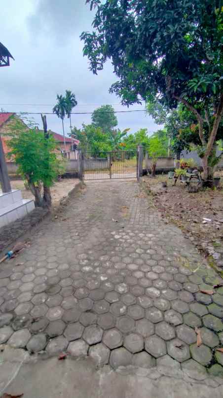 dijual rumah jl kenidai rt12 no90