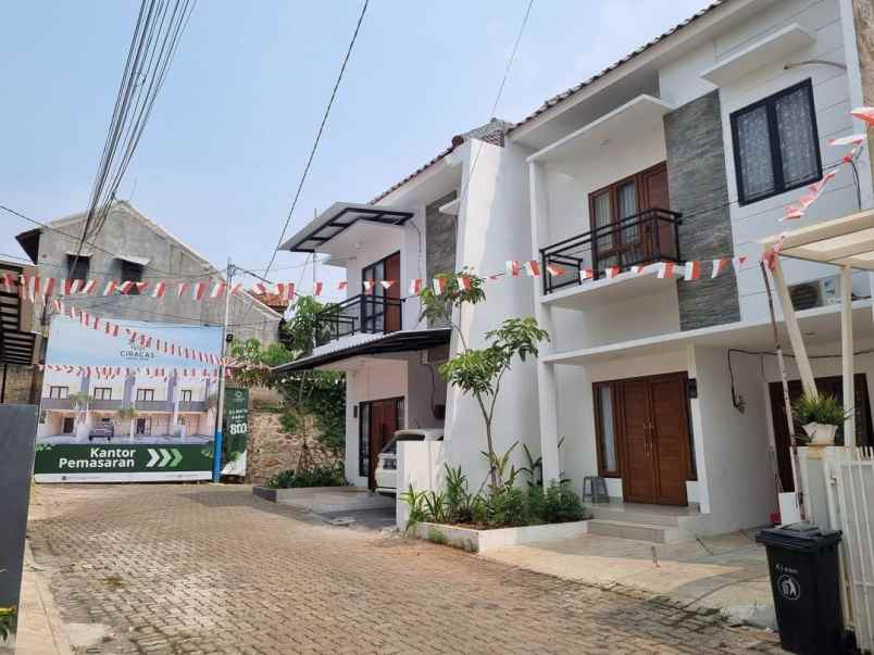 dijual rumah jl manunggal
