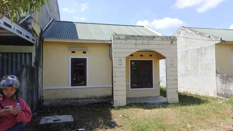 dijual rumah jl melati