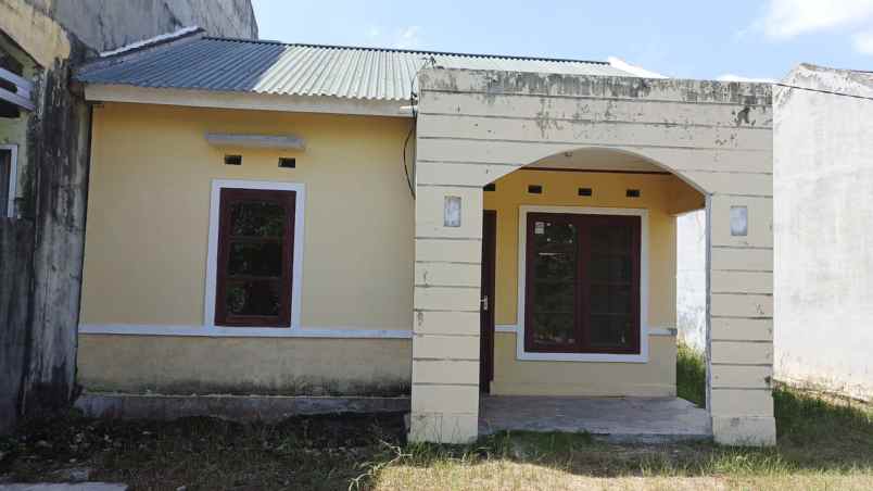 dijual rumah jl melati