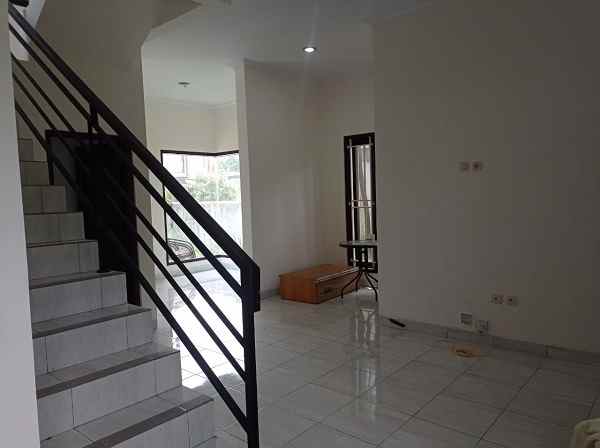 dijual rumah jl palagan km 10 rejodani
