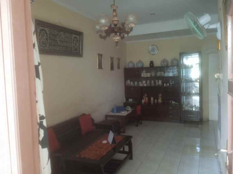 dijual rumah jl pancoran mas depok