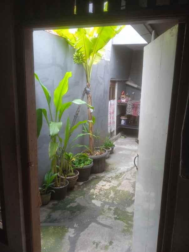 dijual rumah jl pancoran mas depok